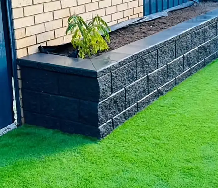 retaining-wall-installer
